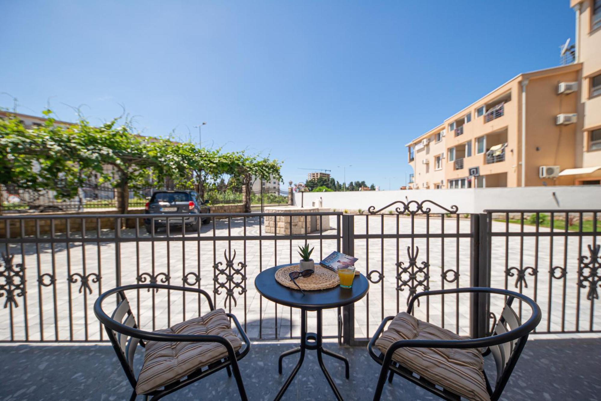 Villa Dana Bar Exterior photo